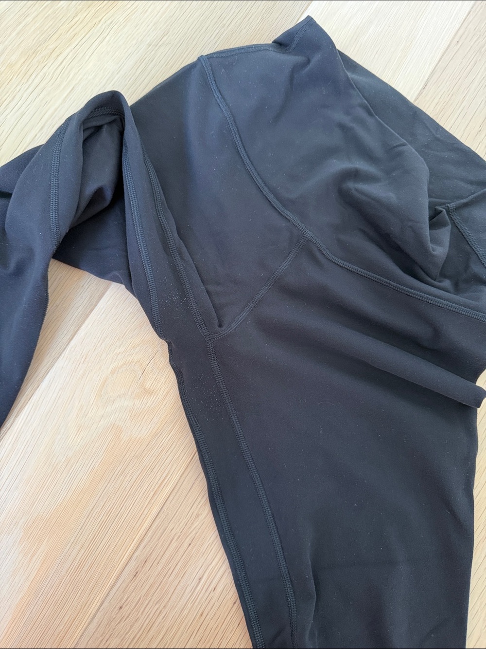 Lululemon align 25” black leggings - Picture 3 of 4